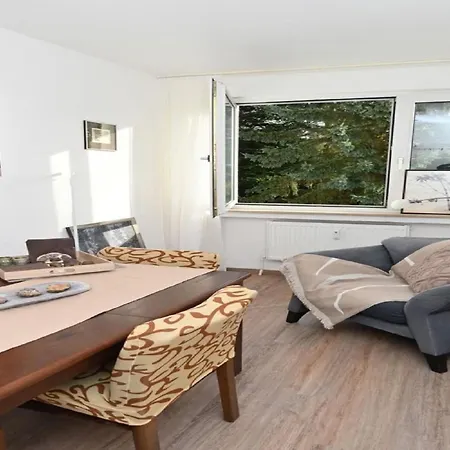 Tasteful With Balcony Сasa de vacaciones